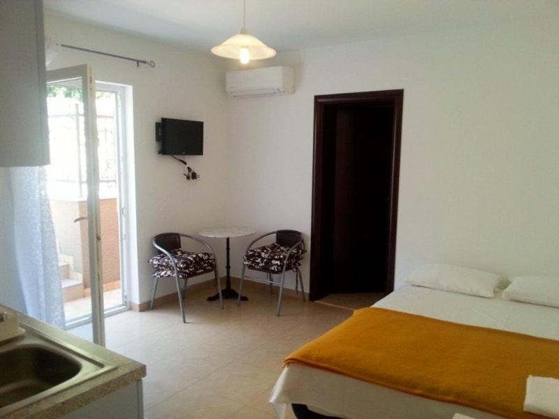 Hacienda Valmare Apartment Brela Exterior foto
